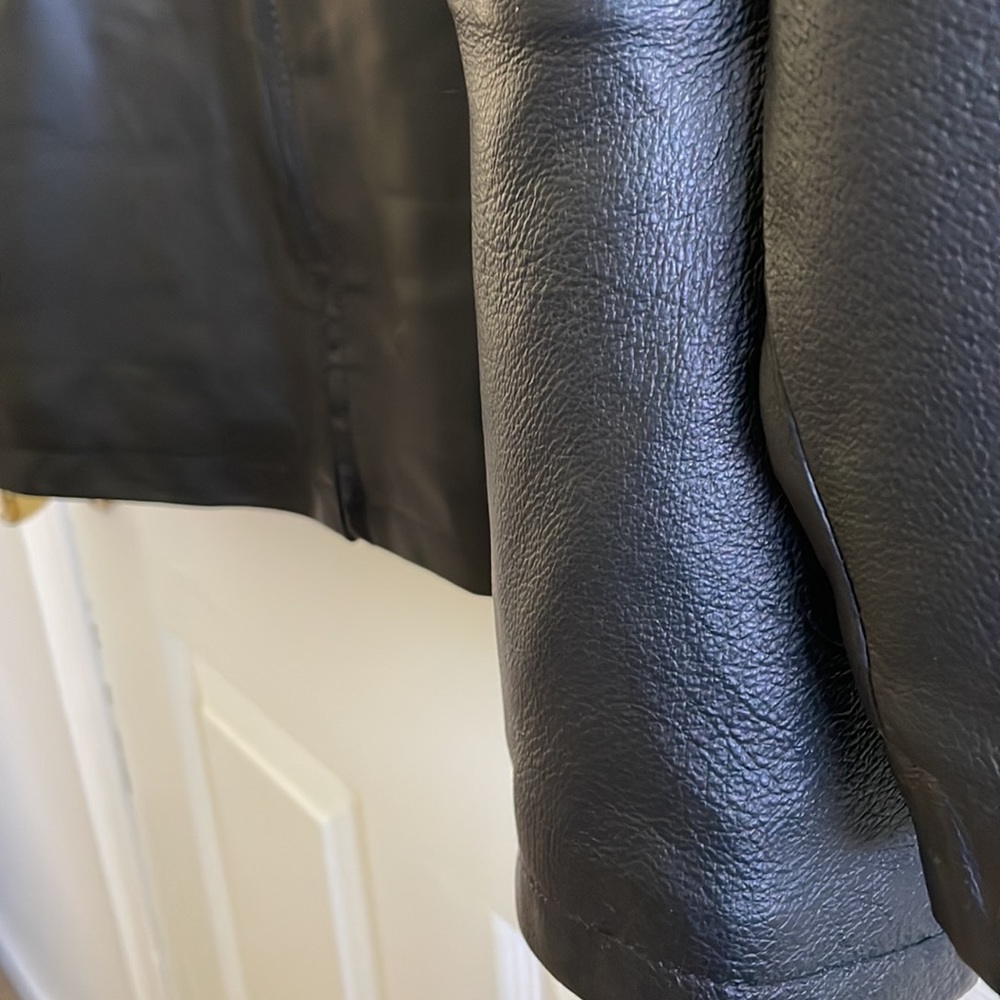 Phase Two Women’s Leather Jacket - Picture 9 of 16